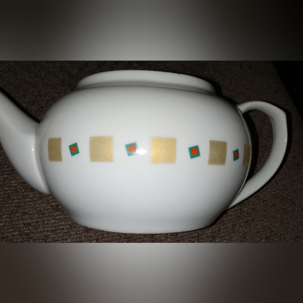 Liz Claiborne porcelain teapot
